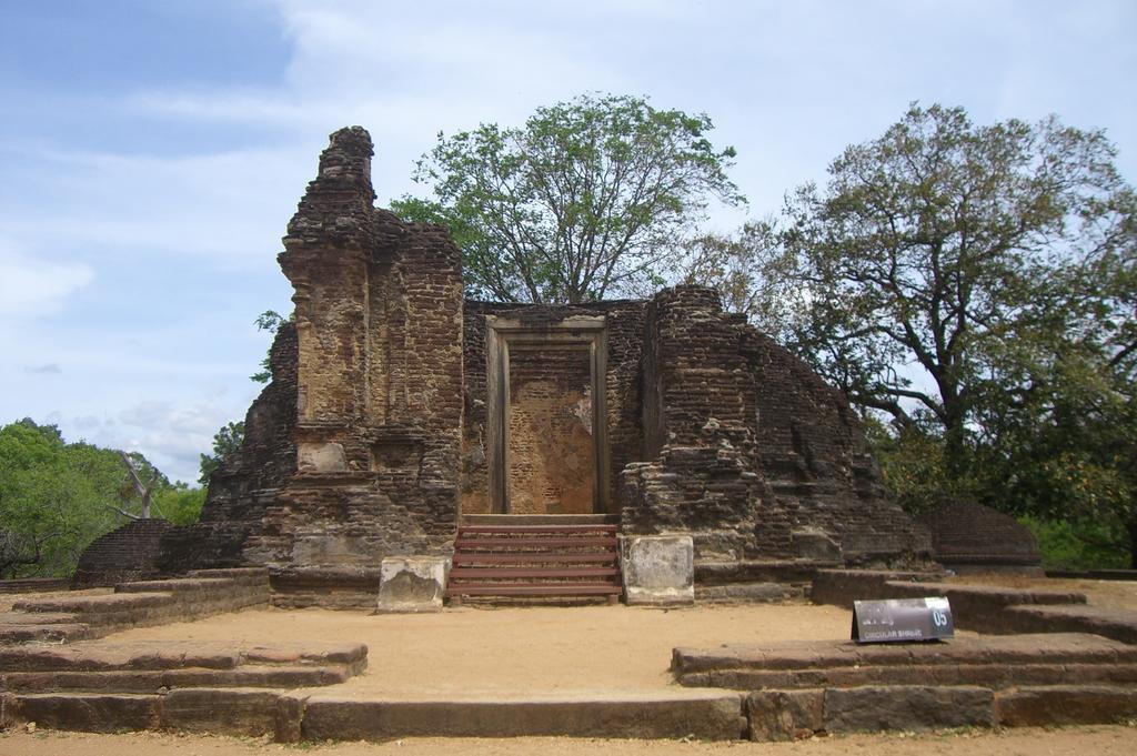 Risenlak Holiday Resort Polonnaruwa Luaran gambar