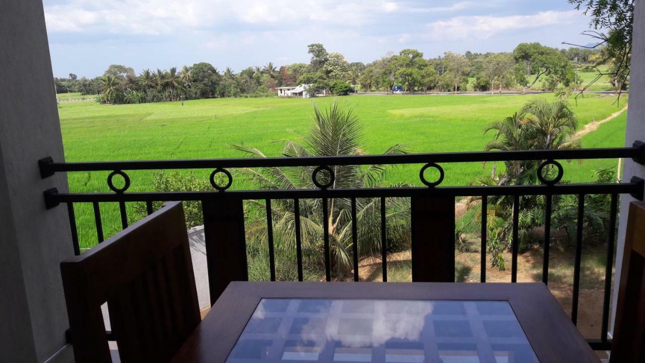 Risenlak Holiday Resort Polonnaruwa Luaran gambar